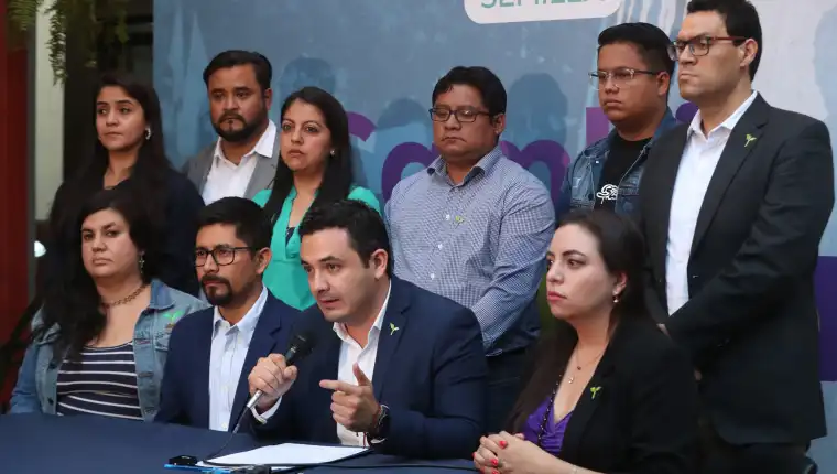 TSE informa al presidente del Congreso vigencia del partido Movimiento Semilla